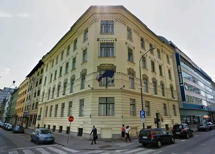 Trdinova Base